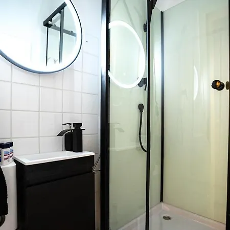 Апартаменты Designloft - Heimkino - Parkplatz - Luxus Pur - Zentral - 200 Quadratmeter *