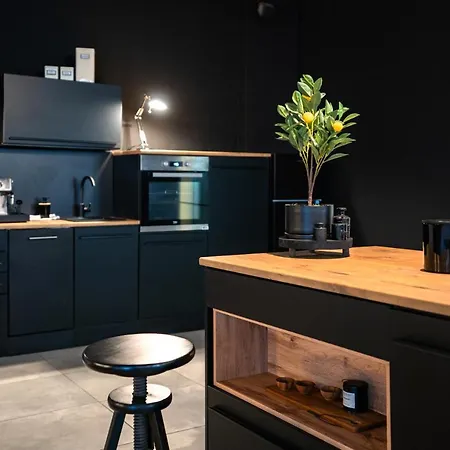 Designloft - Heimkino - Parkplatz - Luxus Pur - Zentral - 200 Quadratmeter *