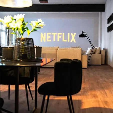 Design Loft - 200qm2 - Heimkino - Bestlage - Parkplatz * Wiesbaden