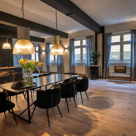 Designloft - Heimkino - Parkplatz - Luxus Pur - Zentral - 200 Quadratmeter *