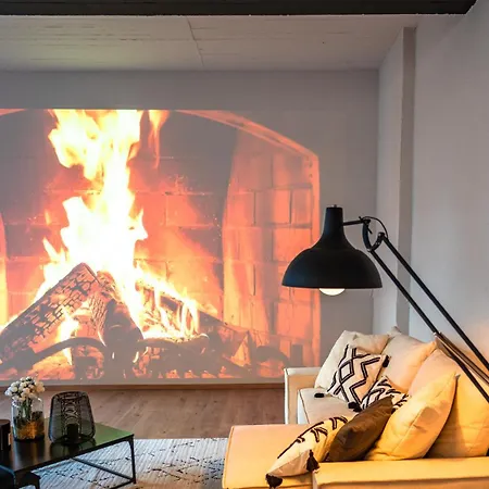 Apartamento Designloft - Heimkino - Parkplatz - Luxus Pur - Zentral - 200 Quadratmeter *