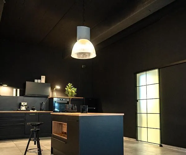 Apartament Designloft - Heimkino - Parkplatz - Luxus Pur - Zentral - 200 Quadratmeter Wiesbaden